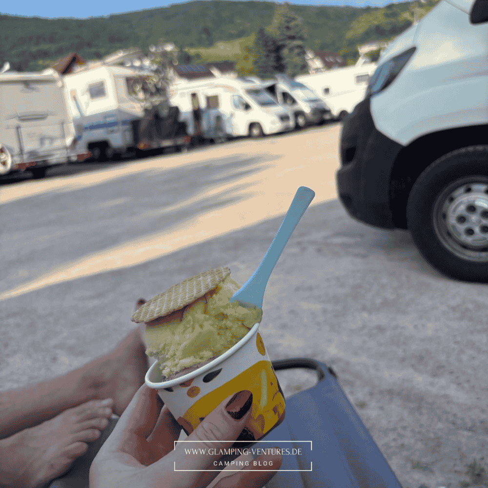 Eis beim Camping in Sasbachwalden