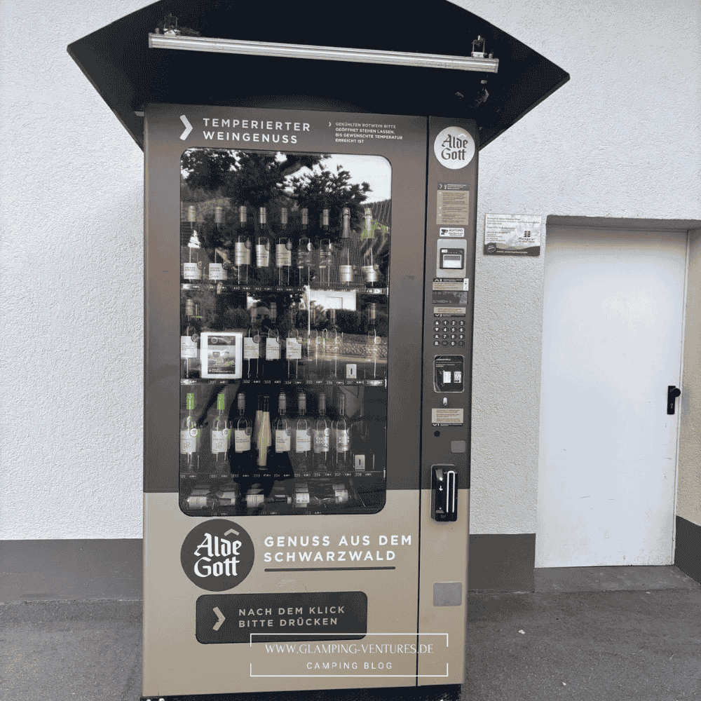 Weinautomat am Campingplatz in Sasbachwalden im Schwarzwald