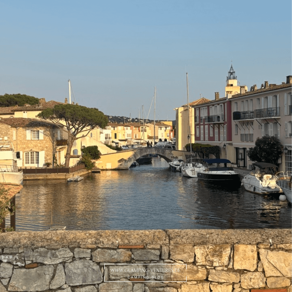 Port Grimaud zur Goldenen Stunde