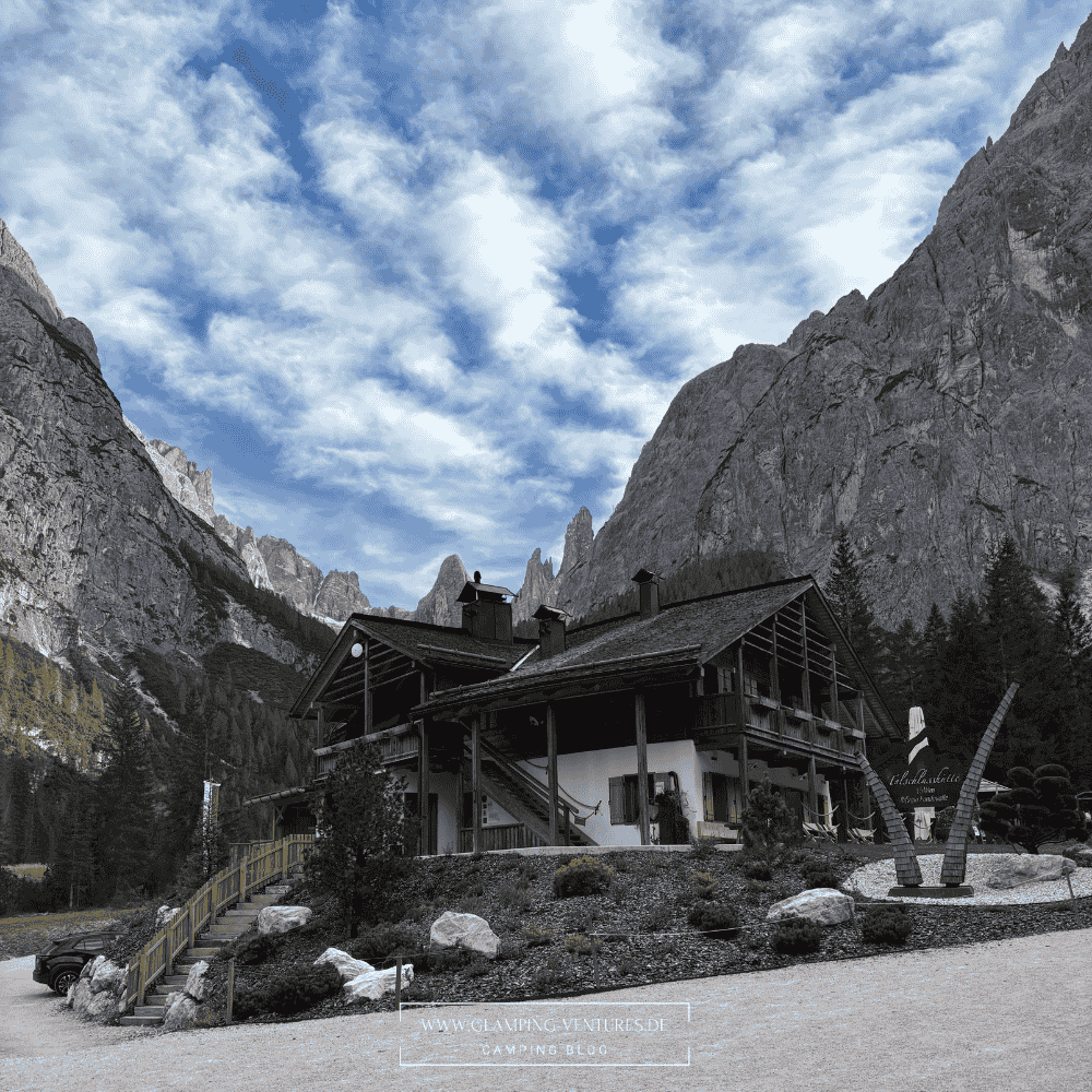 Camping im HErbst in den Dolomiten mit Wellness